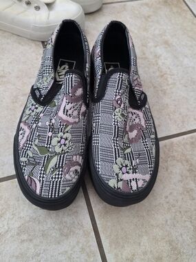 Vans Slip-On Floral Plaid Sneakers in Pink & Green